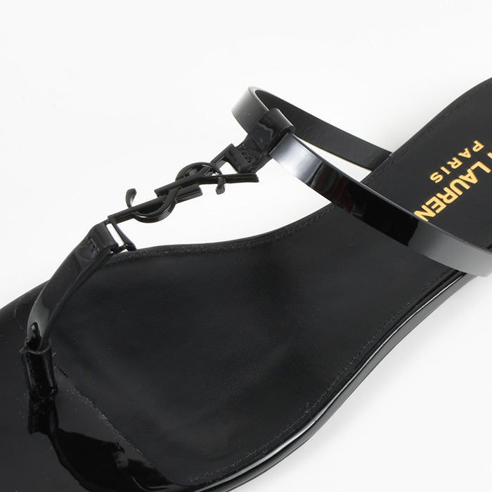 SAINT LAURENT カサンドラ スライド パテントレザー