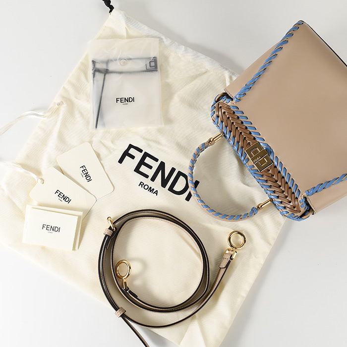 FENDI ピーカブー ミニ