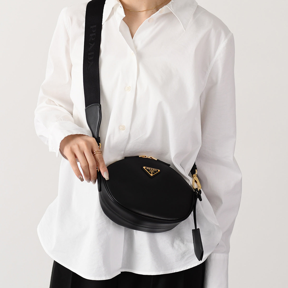 PRADA レザー ミニショルダーバッグ