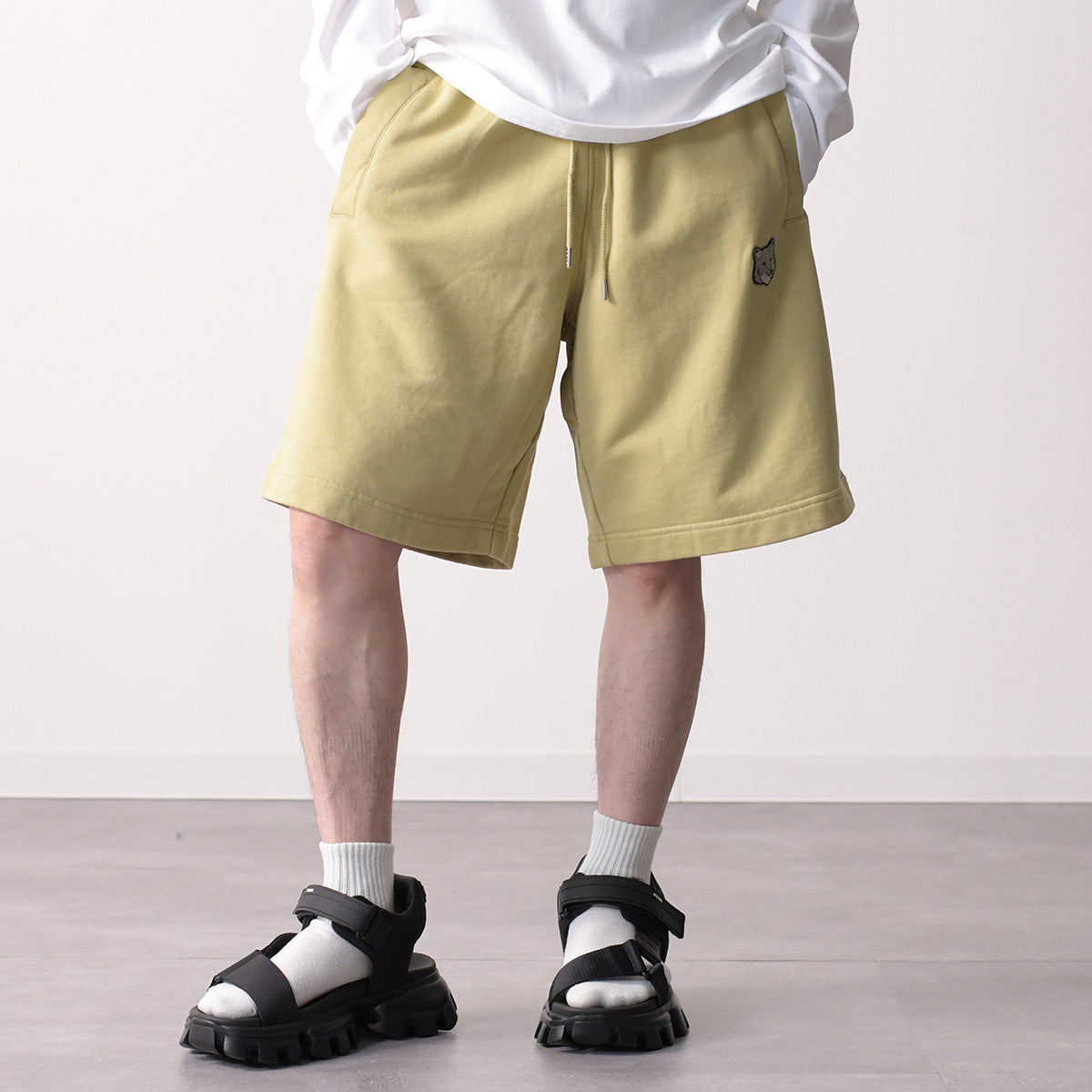 MAISON KITSUNE ジョグショーツ