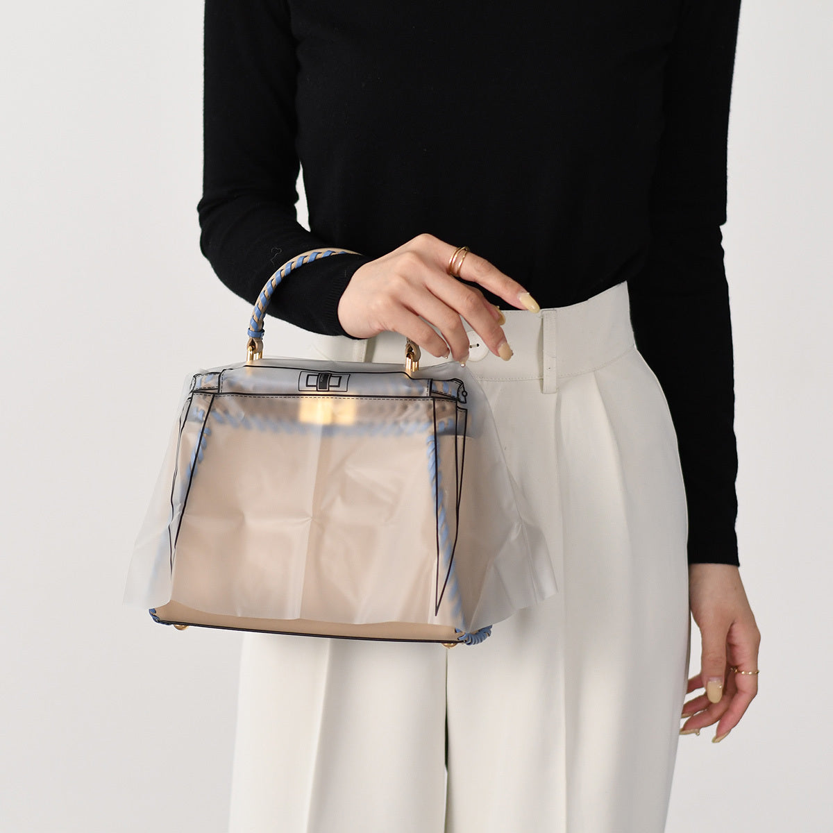 FENDI ピーカブー ミニ