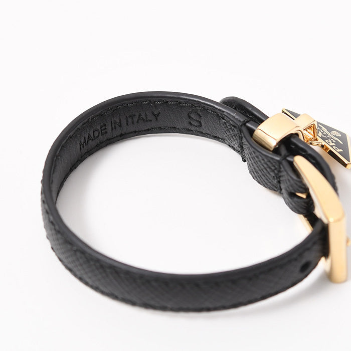 PRADA サフィアーノロゴブレスレット