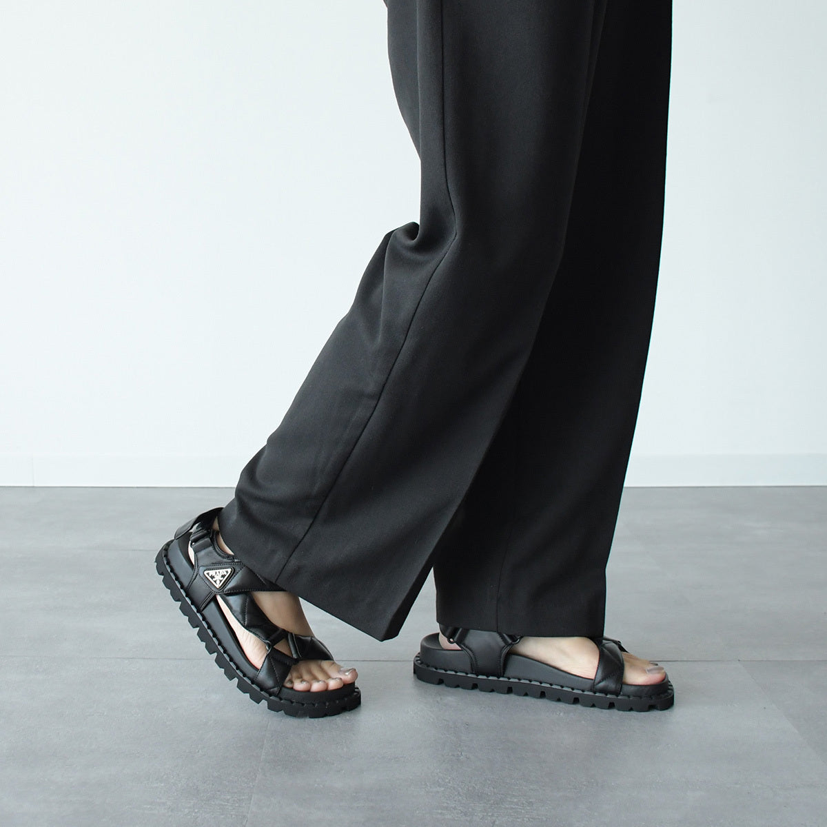 PRADA Nappa leather 샌들