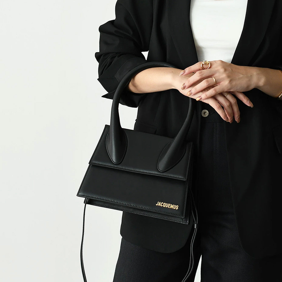 JACQUEMUS LE GRAND CHIQUITO ハンドバッグ
