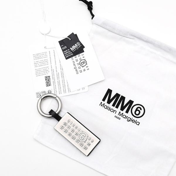 MM6 MAISON MARGIELA "Numeric" tag key ring