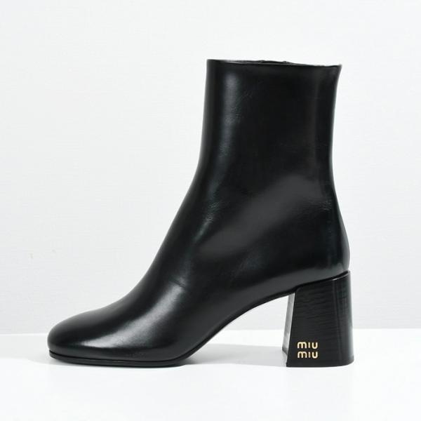 MIU MIU レザー ブーティー
