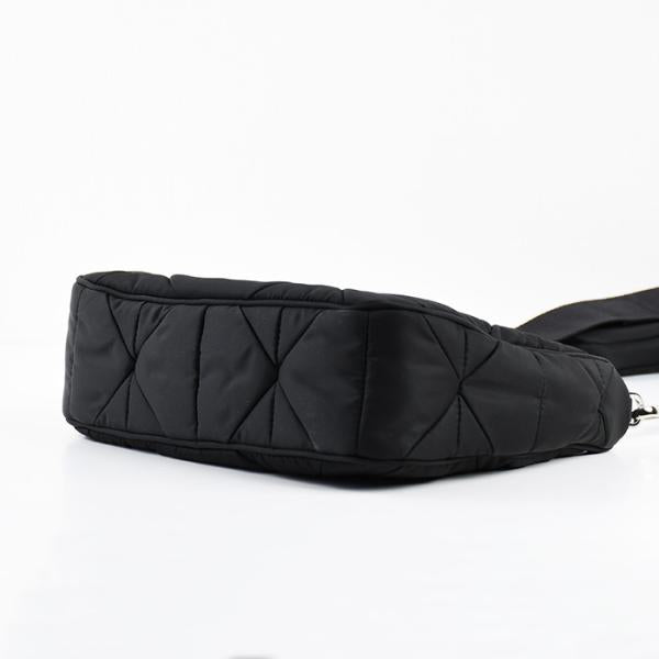 PRADA Ry-Nylon パテッドホーボーショルダー