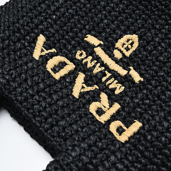 PRADA クロシェバッグ