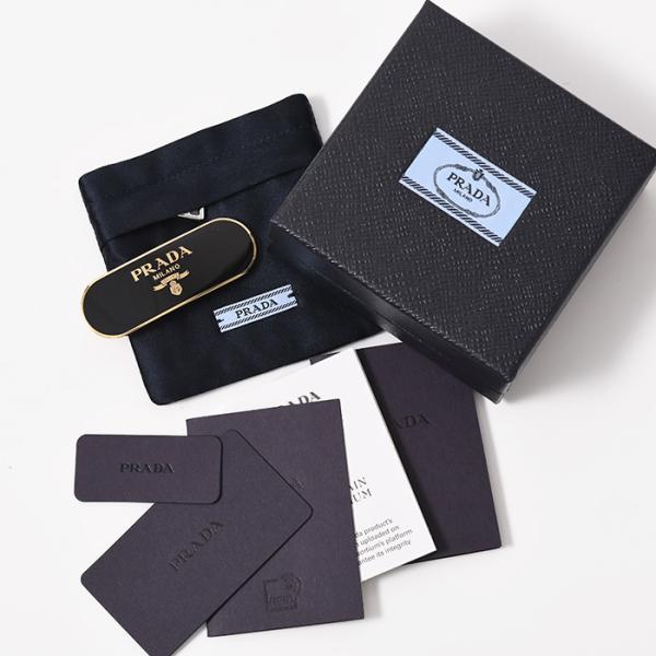PRADA 메탈 헤어 클립