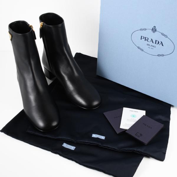 PRADA レザーアンクルブーツ