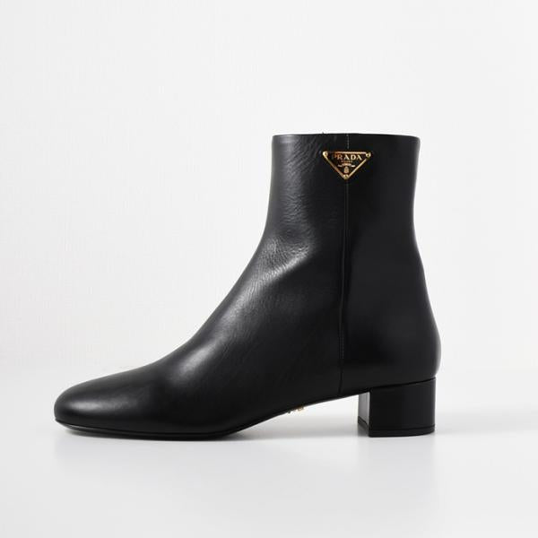 PRADA レザーアンクルブーツ