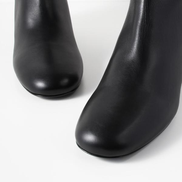 PRADA レザーアンクルブーツ