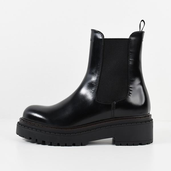 PRADA レザー チェルシーブーツ