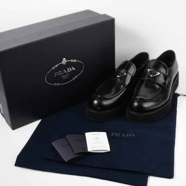 PRADA ブラッシュドレザー ローファー