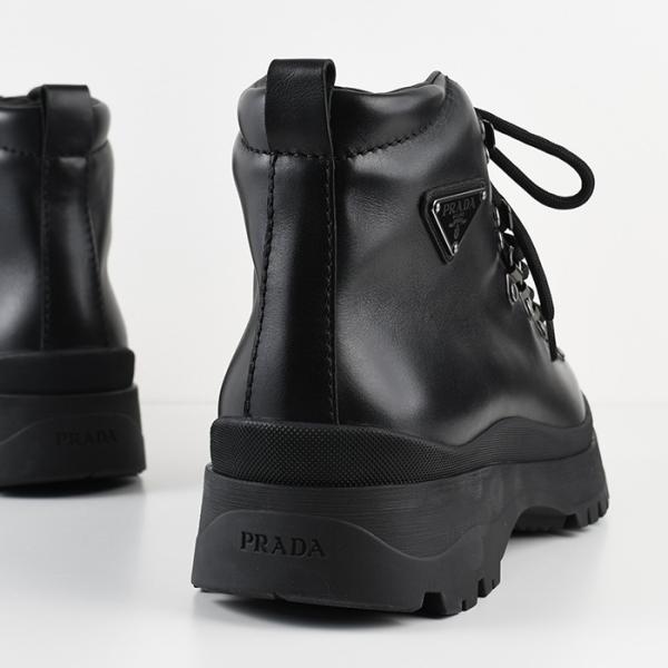 PRADA Brixxen レザー ブーティー