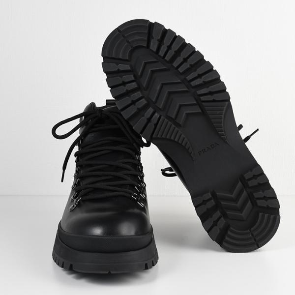 PRADA Brixxen レザー ブーティー