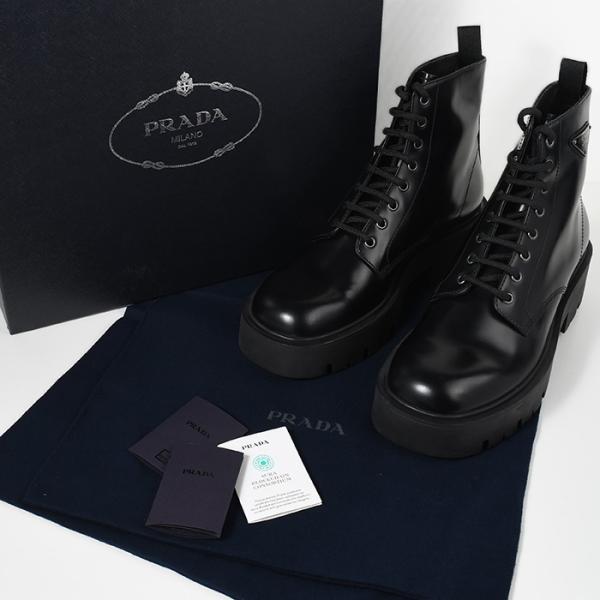 PRADA ブラッシュドレザー コンバットブーツ