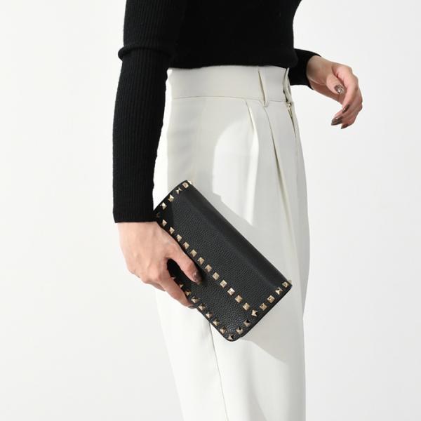 VALENTINO ロックスタッズショルダーバッグ