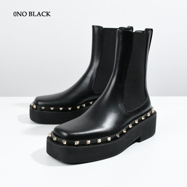 VALENTINO スタッズアンクルブーツ