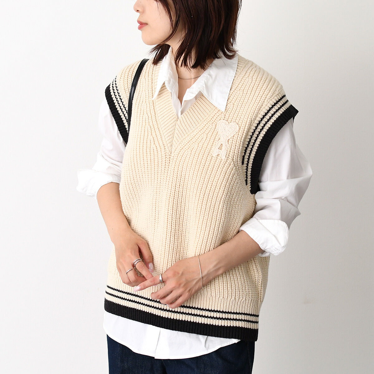 AMI PARIS AMI DE COEUR ウールリブ カレッジコットンニット ノースリーブセーター