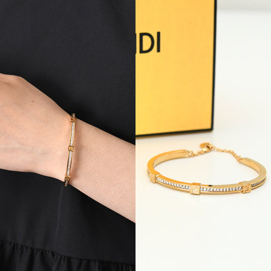FENDI フォーエバー フェンディ メタルクリスタル ブレスレット