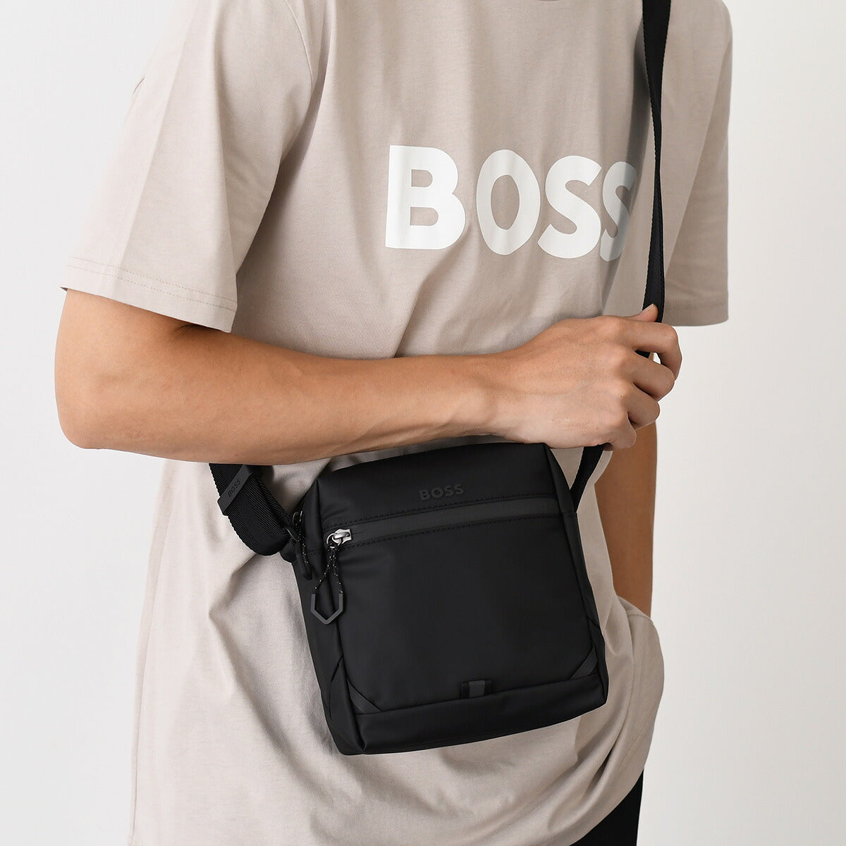 HUGO BOSS STENSON フェイクレザー レポーターバッグ