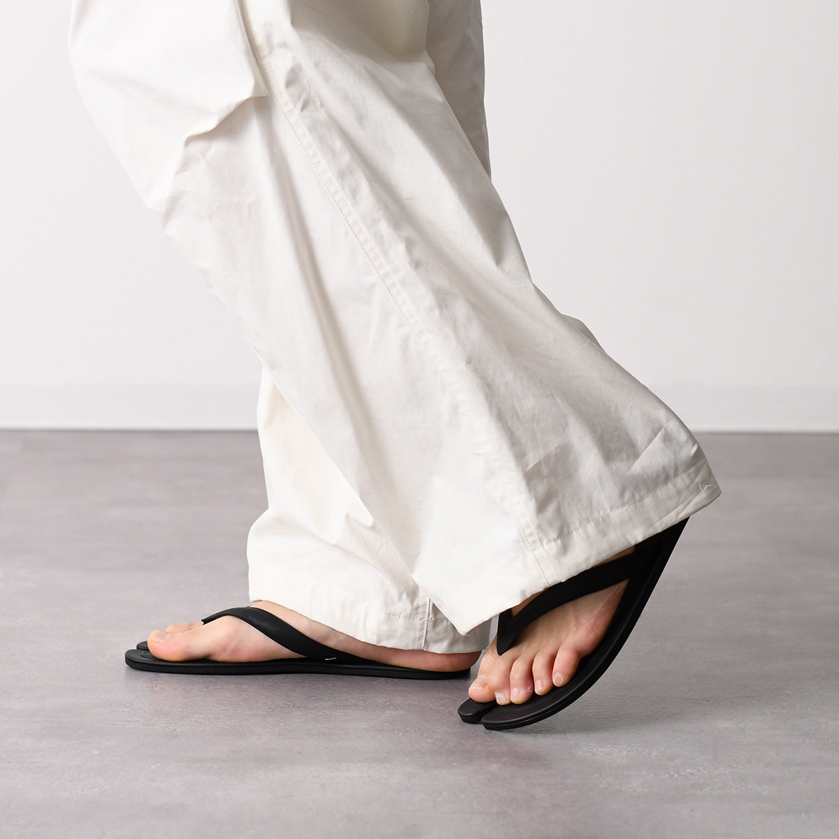 MAISON MARGIELA TABI トングサンダル