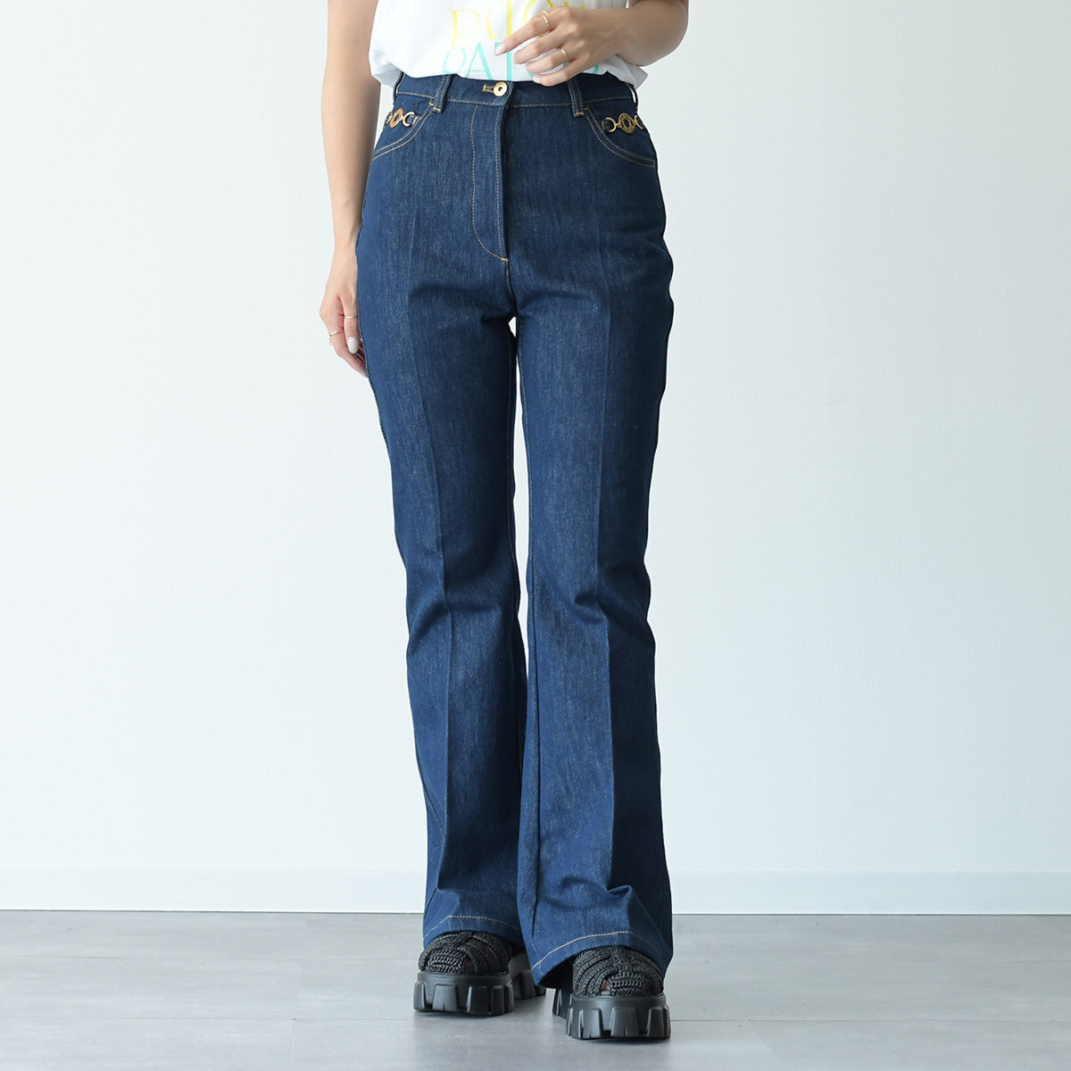 PATOU オーガニックコットンデニム フレアーパンツ
