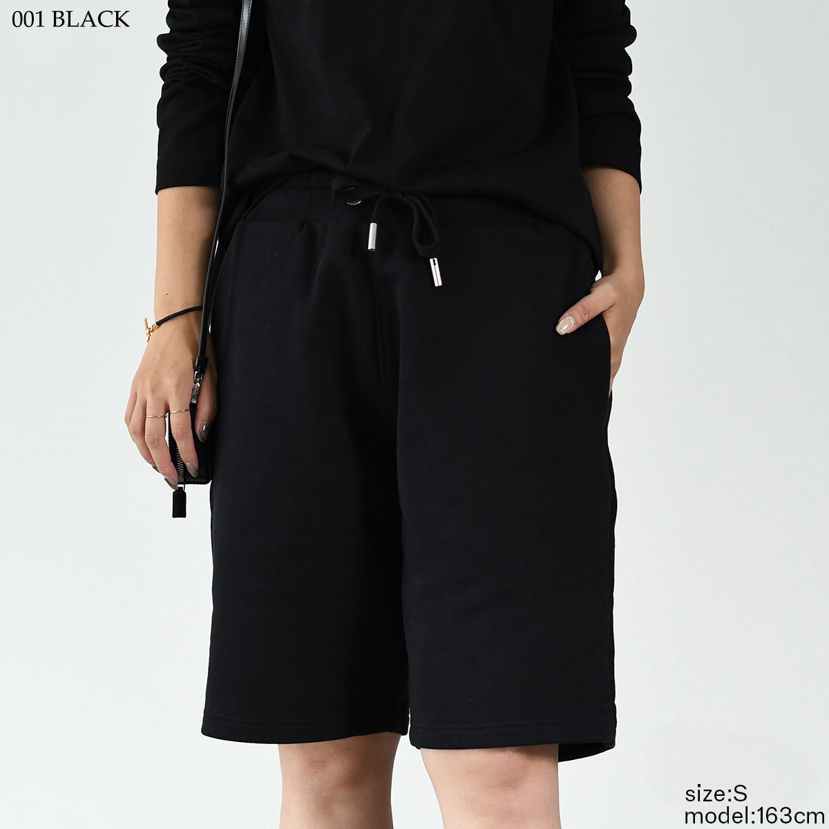 AMI PARIS  コットンフリース ショートパンツ