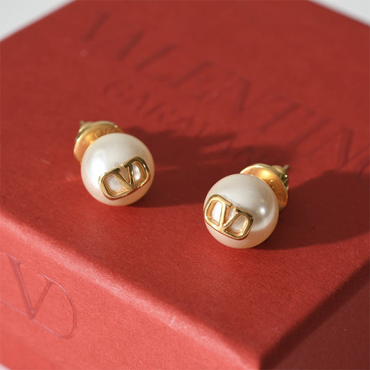 VALENTINO シグネチャーパールピアス
