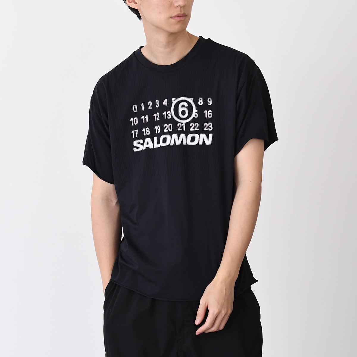 MM6 MAISON MARGIELA エムエムシックス メゾン マルジェラ MM6 x Salomon シームレスTシャツ