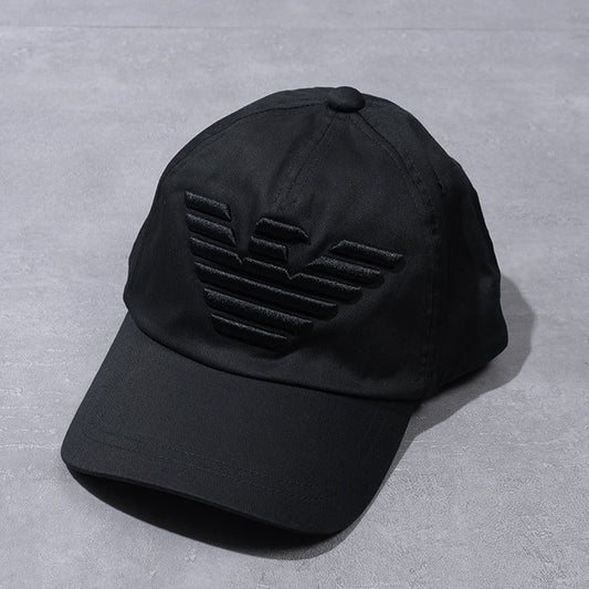 EMPORIO ARMANI 刺しゅう ベースボールキャップ