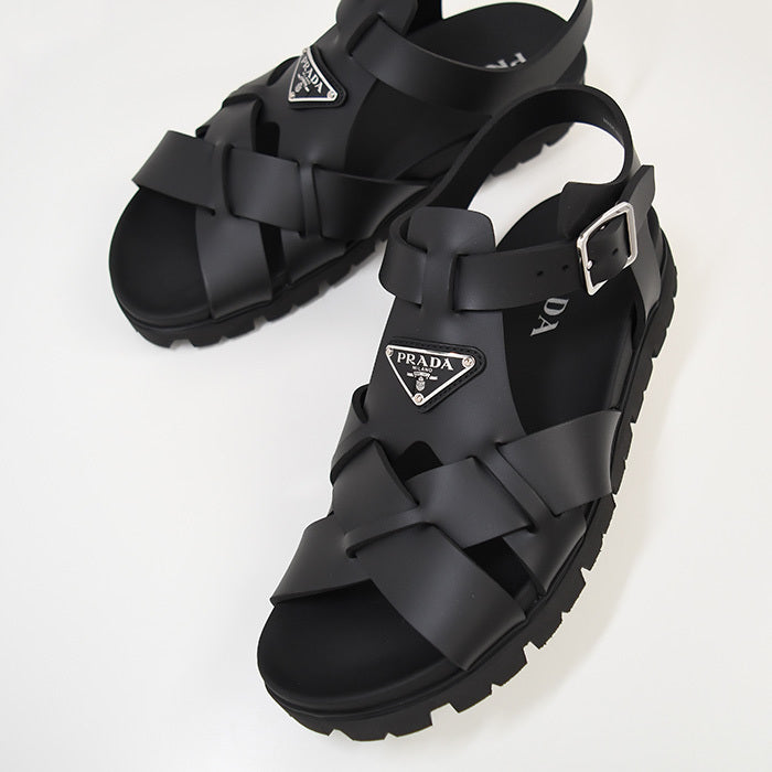 【otonaMUSE掲載】PRADA◆スタッズ ストラップ フラットシューズ 大人気】PRADA◇フラットシューズ スタッズ ロゴ ストラップ