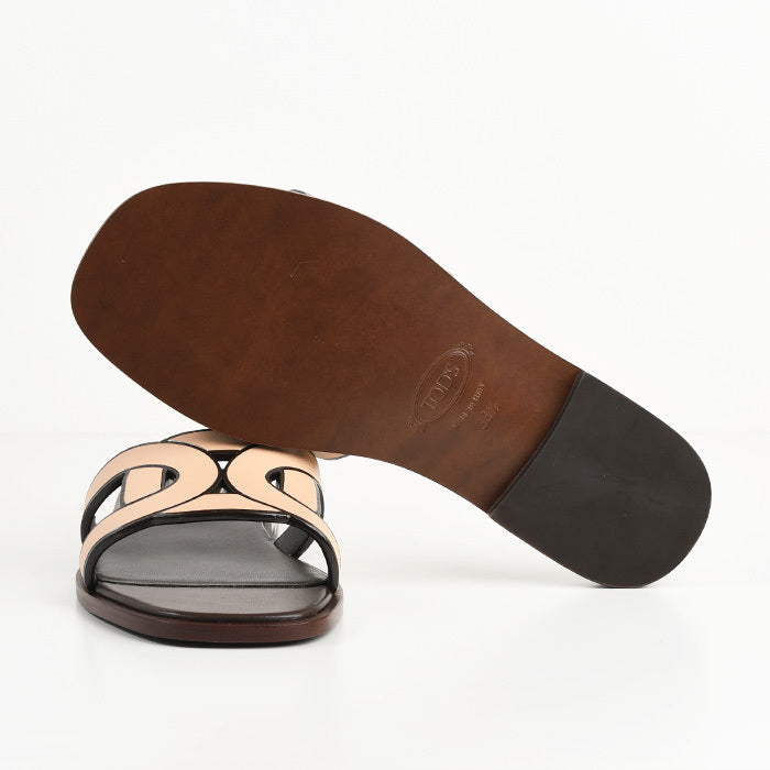 TOD'S レザーフラットサンダル