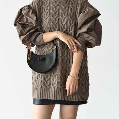VALENTINO Vロゴ カーフスキン ミニ ホーボーバッグ