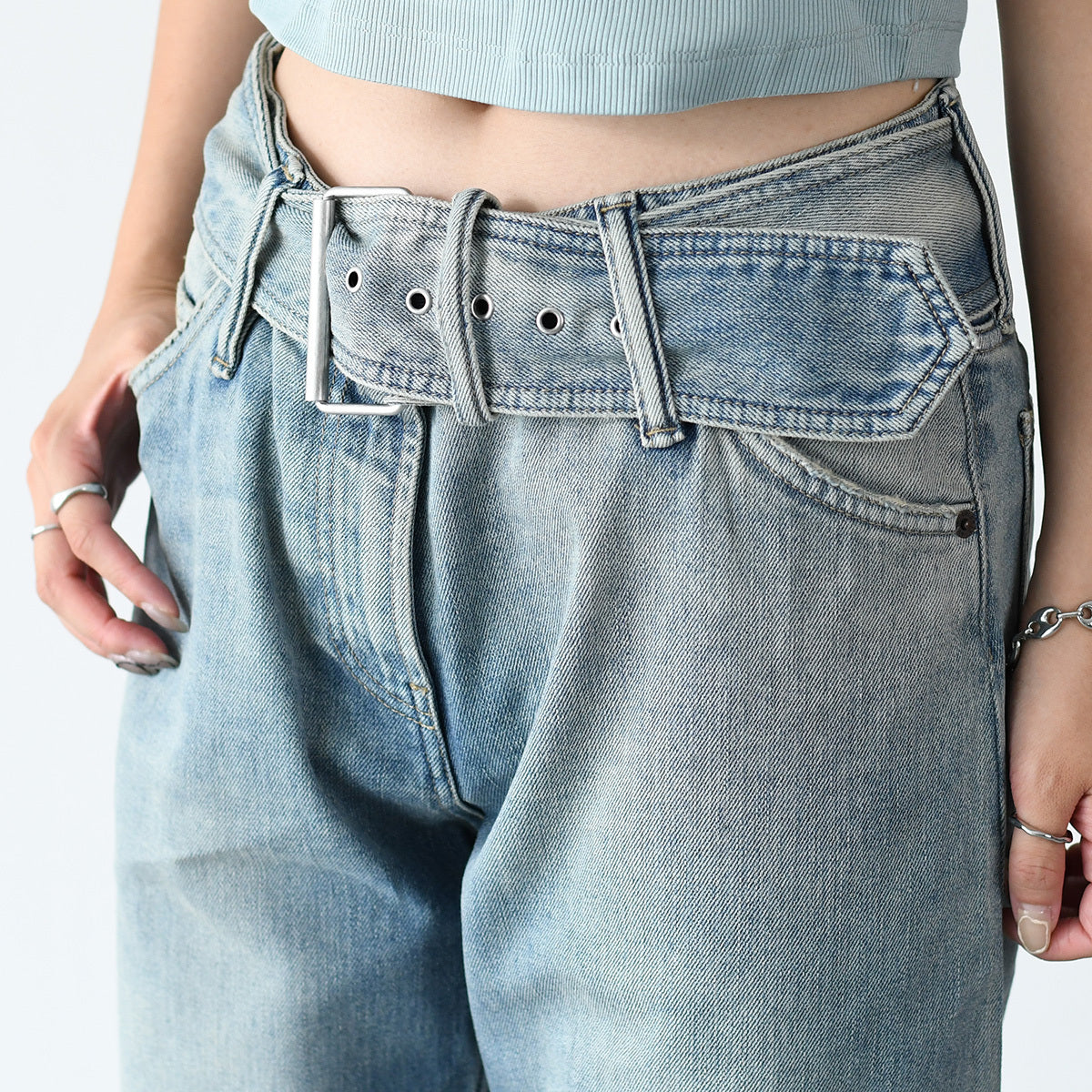 ACNE STUDIOS リラックスフィットジーンズ