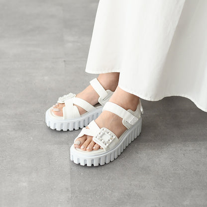 Roger Vivier ヴィヴ ゴーシック バックル サンダル