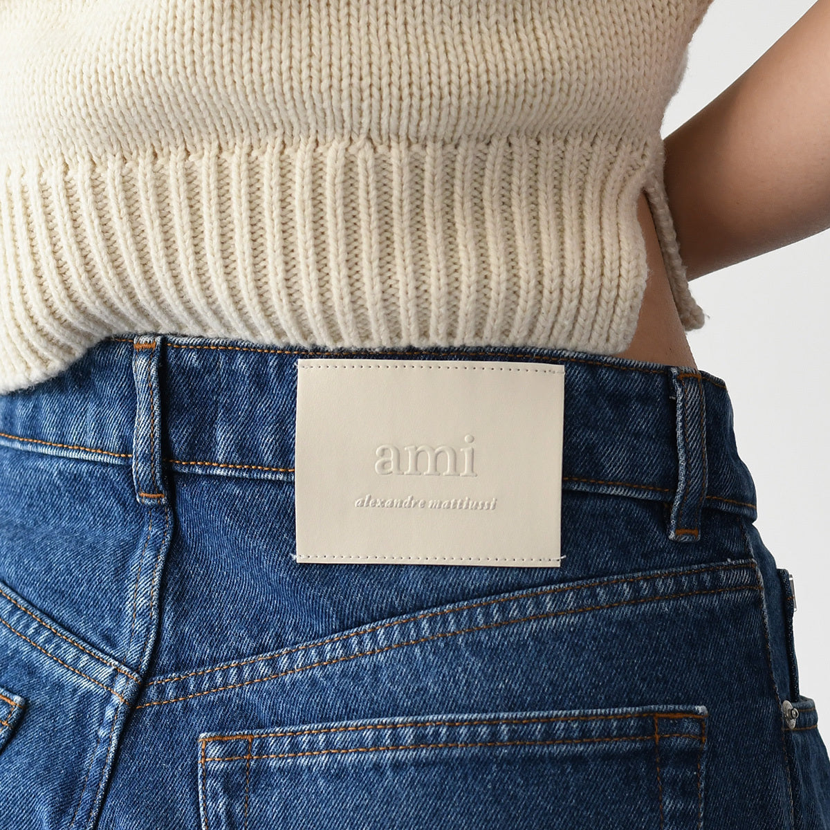 AMI PARIS ルーズフィット ジーンズ