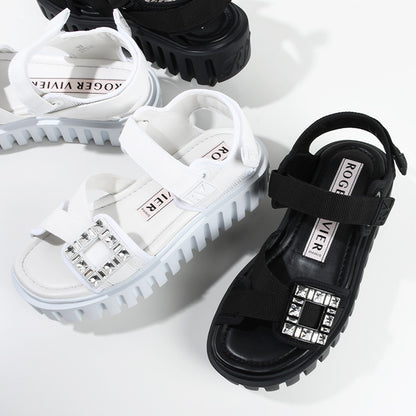 Roger Vivier ヴィヴ ゴーシック バックル サンダル