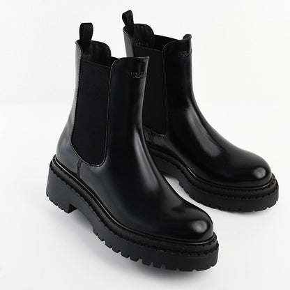 PRADA レザー チェルシーブーツ