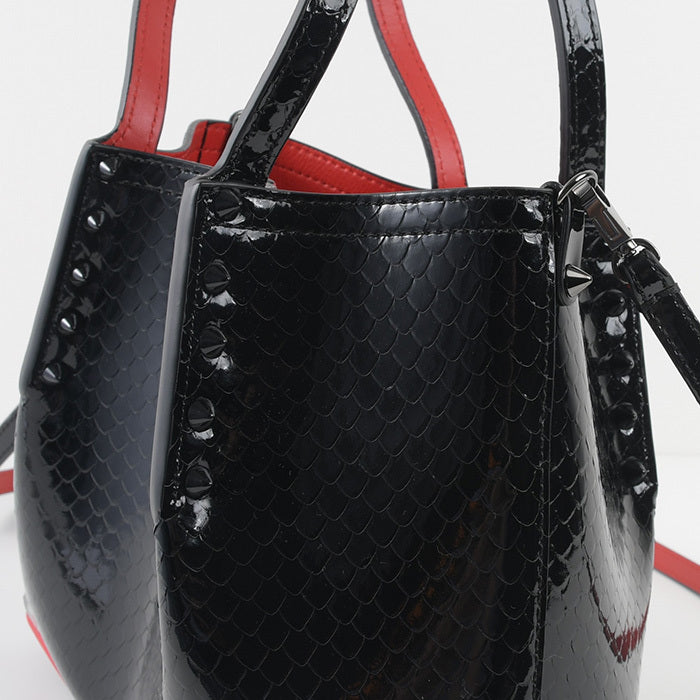 CHRISTIAN LOUBOUTIN Cabarock パテントレザー ミニ