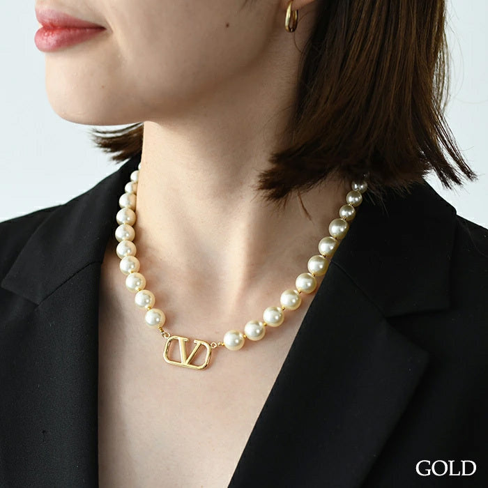 VALENTINO正規品/送料/関税込み VLOGO パールネックレス VALENTINO V logo pearl necklace – FELICE