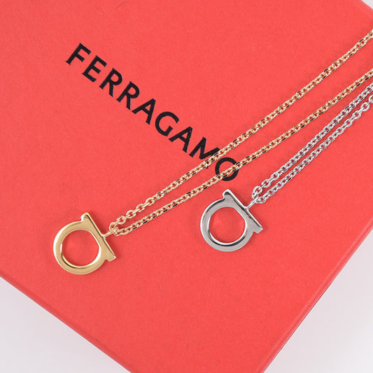 FERRAGAMOネックレス