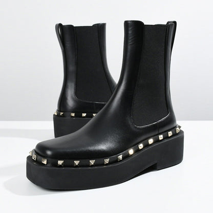 VALENTINO スタッズアンクルブーツ