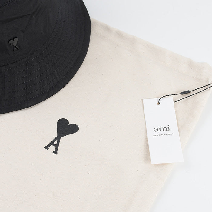 AMI PARIS 뒤집을 수 있는 버킷 모자 