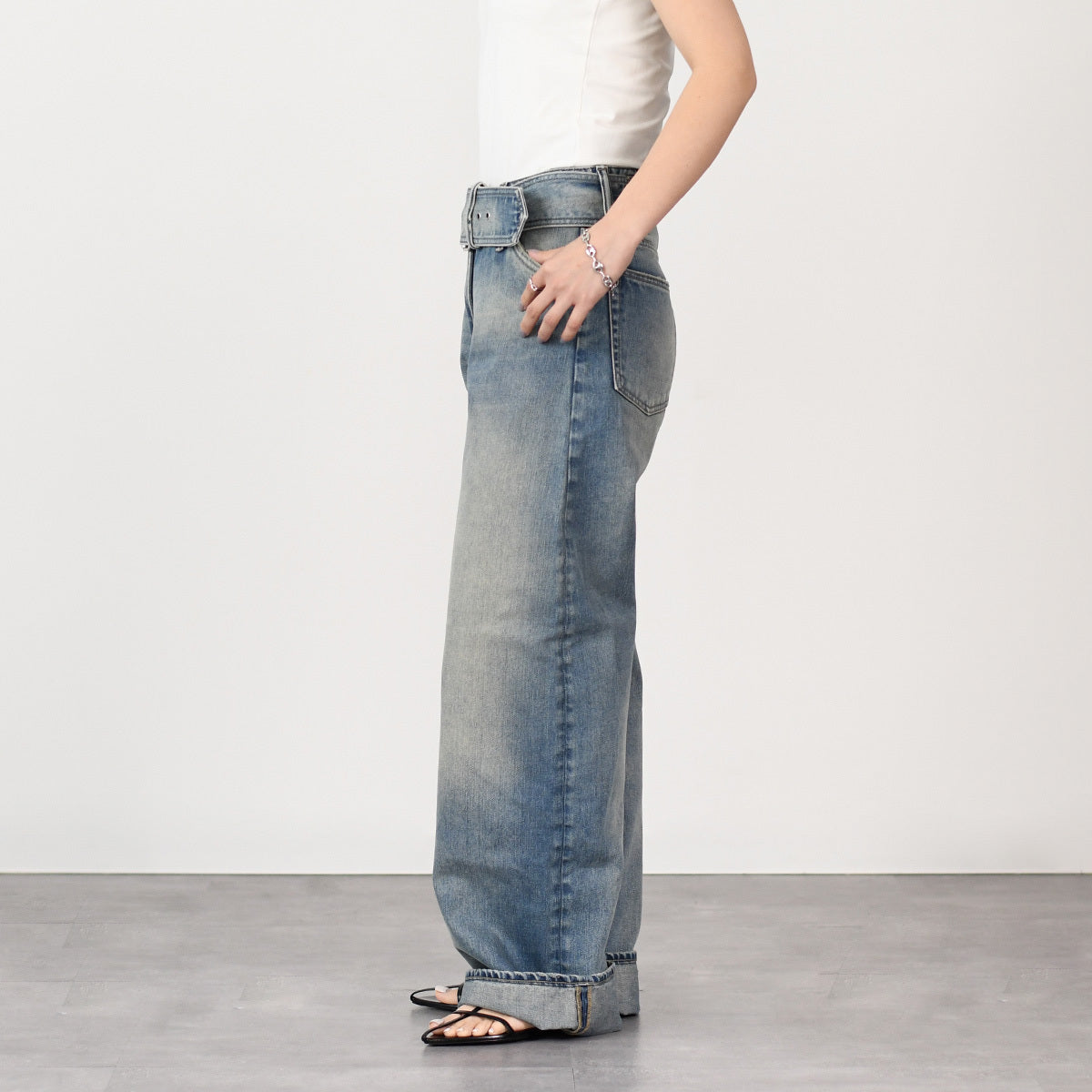 ACNE STUDIOS リラックスフィットジーンズ