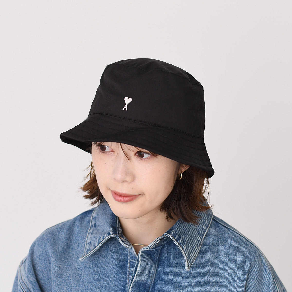 AMI PARIS AMI DE COEUR アミパリス Ami de Coeur スタッド ナイロン バケットハット