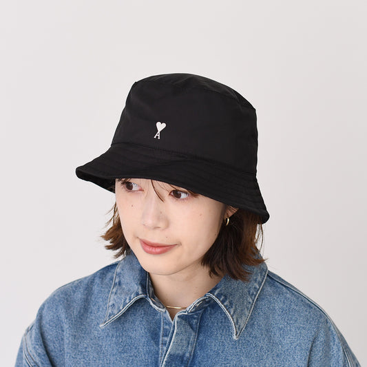 AMI PARIS AMI DE COEUR アミパリス Ami de Coeur スタッド ナイロン バケットハット