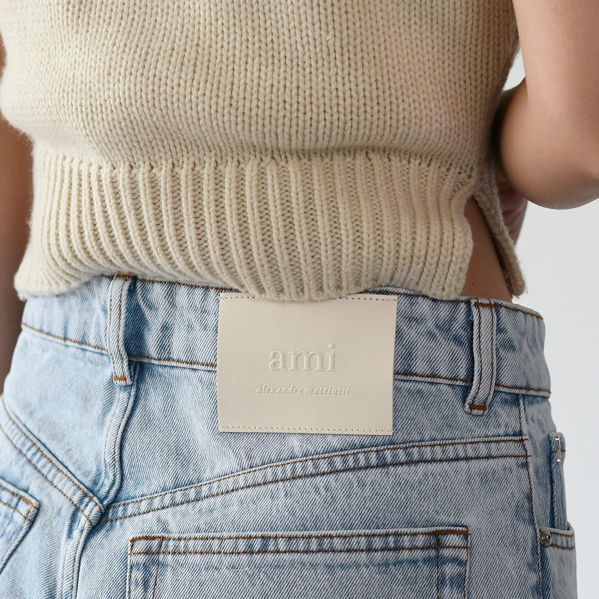 AMI PARIS ルーズフィット ジーンズ