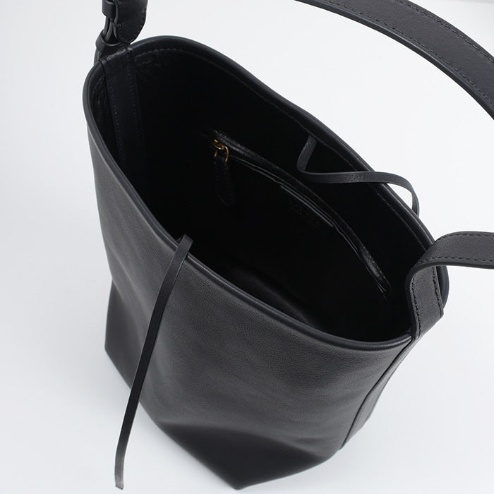 THE ROW レザー製バッグ
